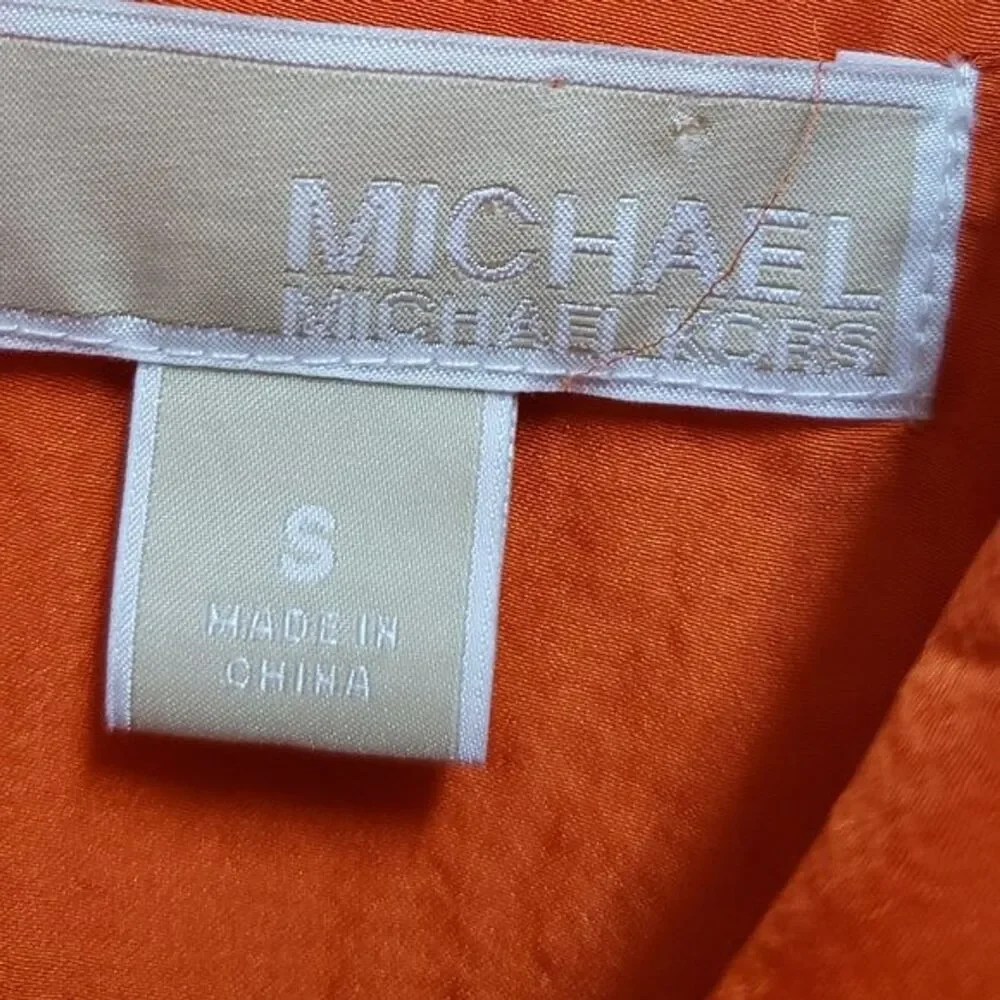 Michael Kors Button Up Roll Tab Slv Top Women Sz S Orange Crinkle Pockets Preppy